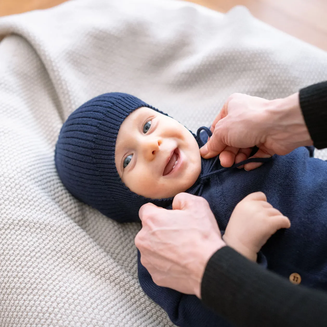 THE WOOLLY BABY HAT - midnight blue - Image 2