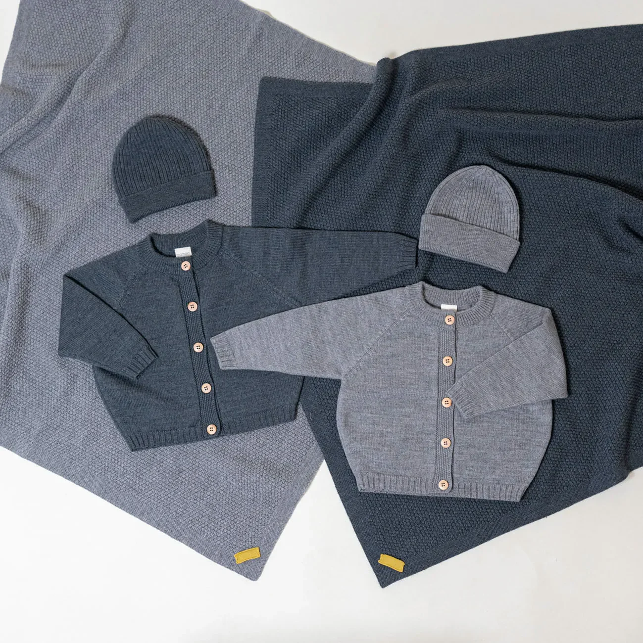 THE WOOLLY BEANIE - cloud grey - Image 4