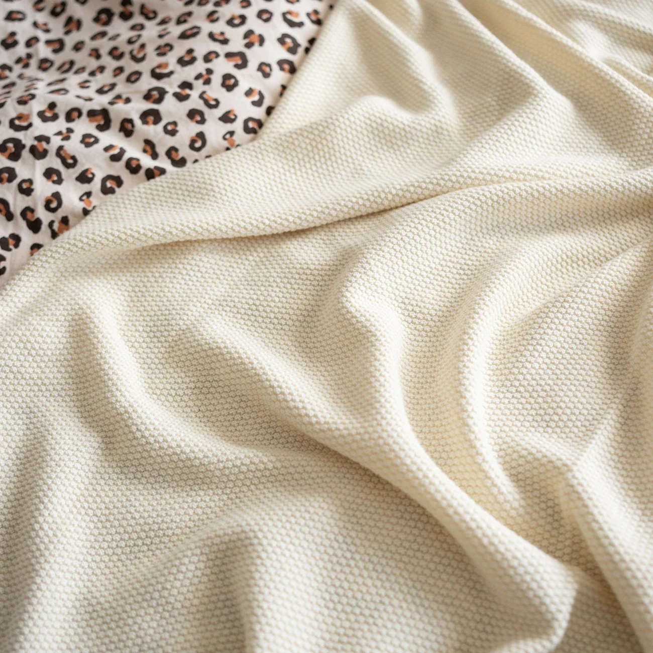 THE WOOLLY FAMILY BLANKET - pure - Image 2